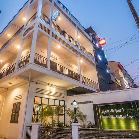 Summer Bliss Boutique เสียมราฐ ภายนอก รูปภาพ